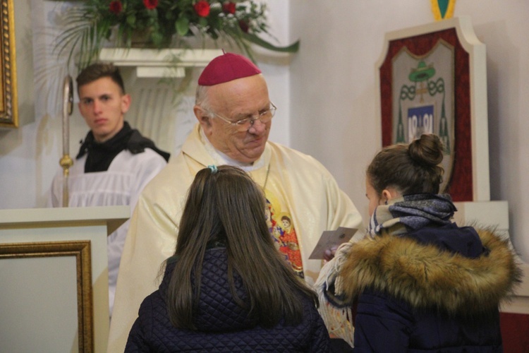 Powitanie ikony MB Częstochowskiej w parafii Grzymkowice-Byki