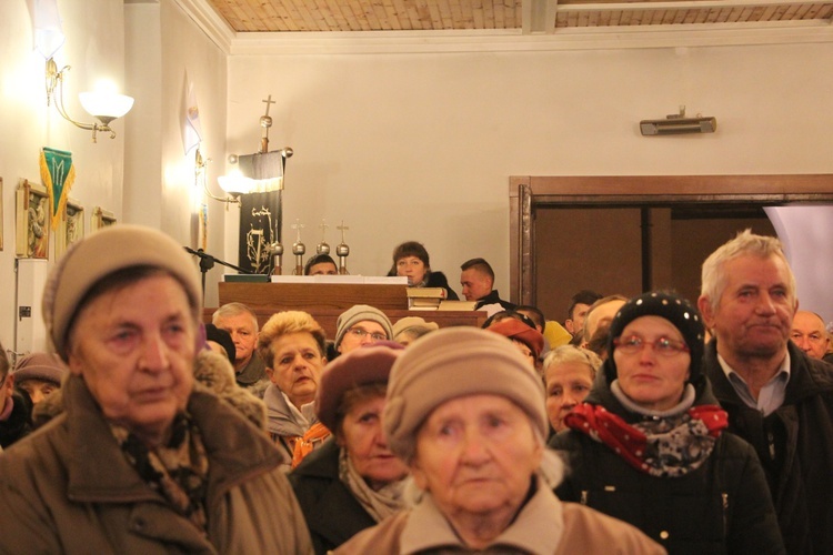 Powitanie ikony MB Częstochowskiej w parafii Grzymkowice-Byki