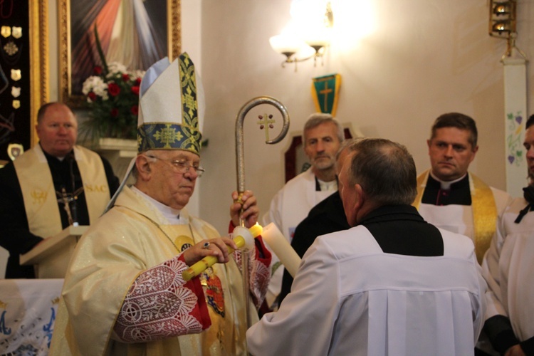 Powitanie ikony MB Częstochowskiej w parafii Grzymkowice-Byki