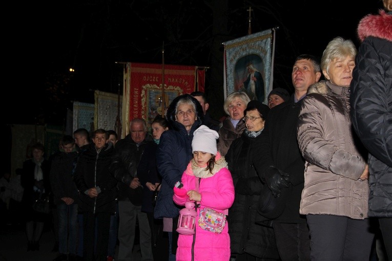 Powitanie ikony MB Częstochowskiej w parafii Grzymkowice-Byki