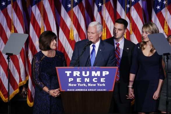 Kim jest nowy wiceprezydent Mike Pence – katolik "ewangelikalny"?