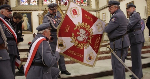 Nowy sztandar Związku Piłsudczyków RP w Gdańsku