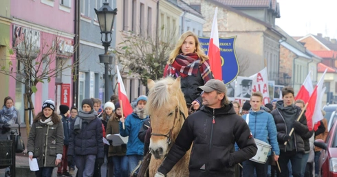 Marsz patriotyczny w Łowiczu