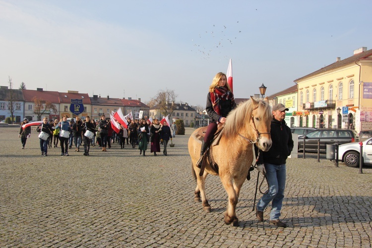 Marsz patriotyczny w Łowiczu