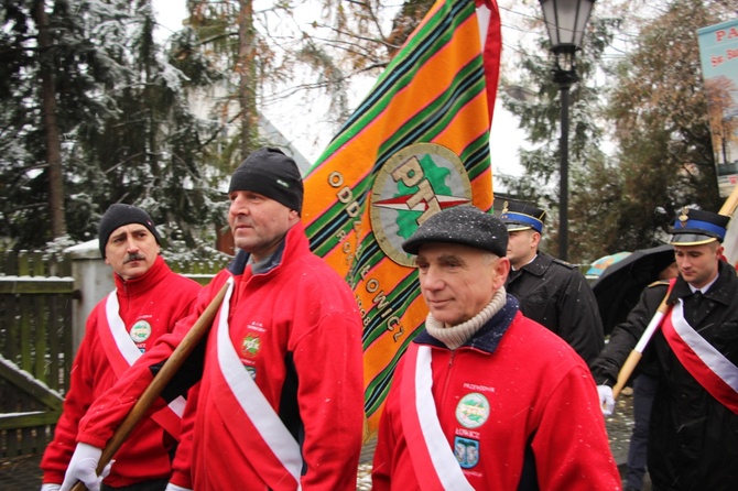 Procesja z relikwiami św. Wiktorii w Łowiczu