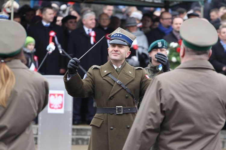 Obchody 98. rocznicy odzyskania przez Polskę niepodległości