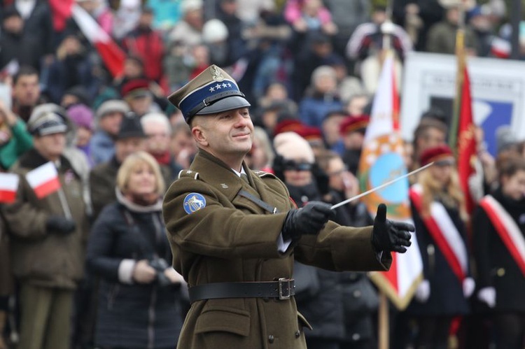 Obchody 98. rocznicy odzyskania przez Polskę niepodległości