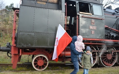 Niepodległościowa para pociągu