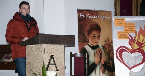 Karolina fascynuje