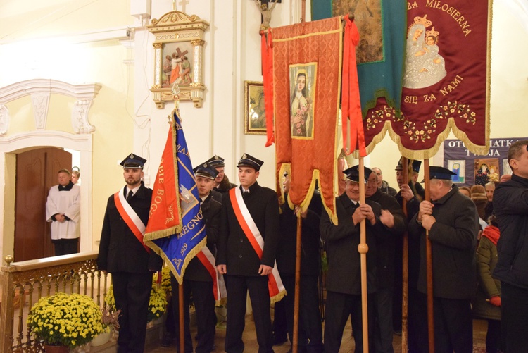 Powitanie ikony MB Częstochowskiej w Regnowie