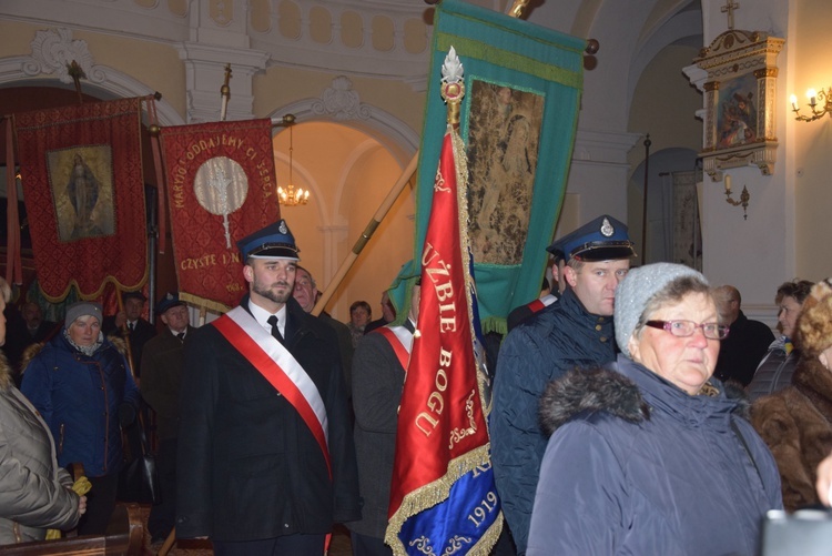 Powitanie ikony MB Częstochowskiej w Regnowie