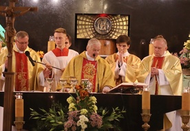 Eucharystia pod przewodnictwem bp. Tadeusza Rakoczego