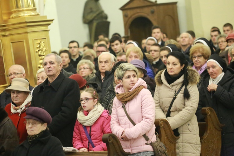 Katedra. Zamknięcie Bramy Miłosierdzia.