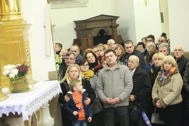 Katedra. Zamknięcie Bramy Miłosierdzia.