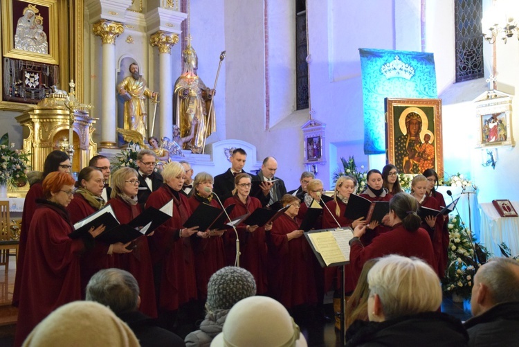 Powitanie ikony MB Częstochowskiej w Białej Rawskiej