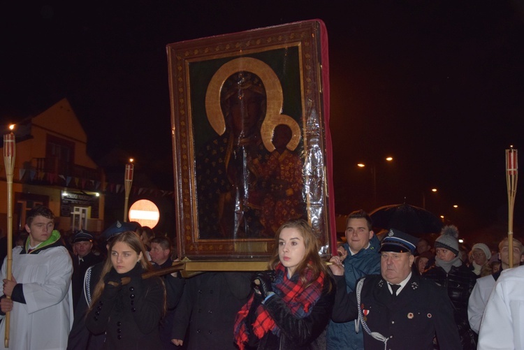 Powitanie ikony MB Częstochowskiej w Białej Rawskiej