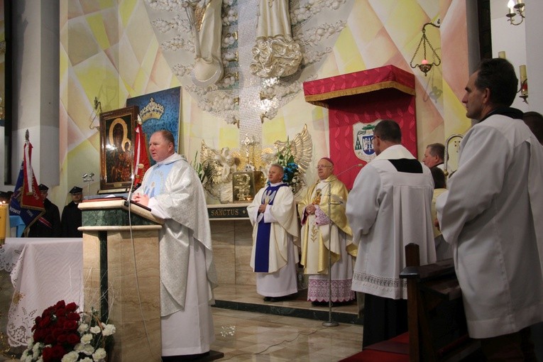 Powitanie ikony MB Częstochowskiej w Szczukach