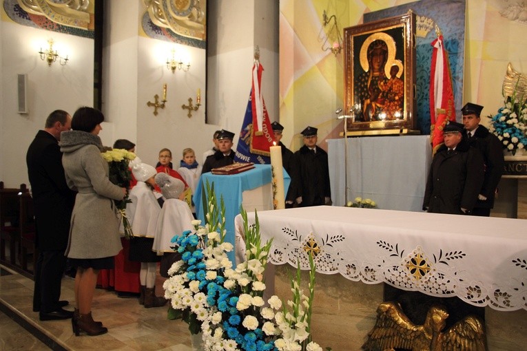 Powitanie ikony MB Częstochowskiej w Szczukach