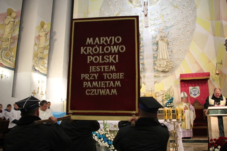 Powitanie ikony MB Częstochowskiej w Szczukach