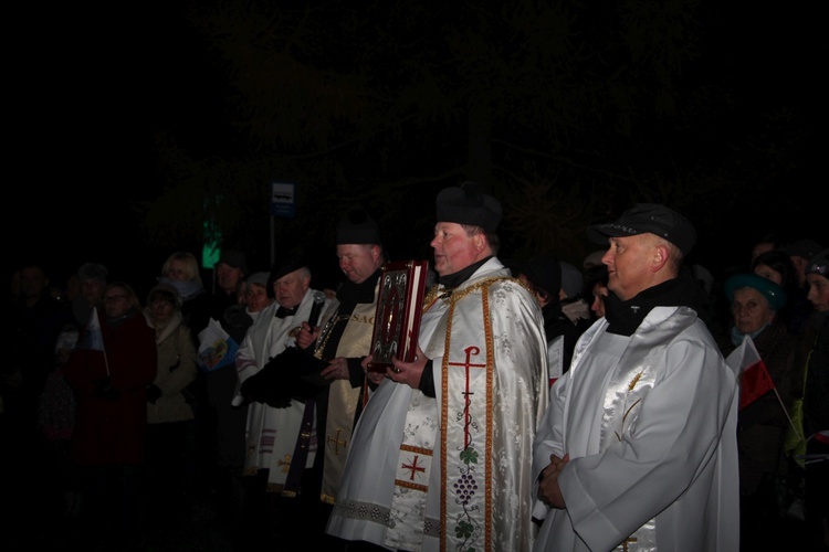 Powitanie ikony MB Częstochowskiej w Szczukach