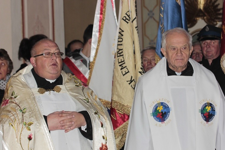 Powitanie ikony MB Częstochowskiej w Sadkowicach