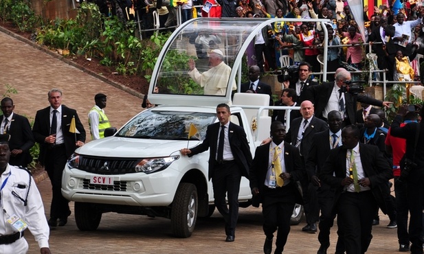 Papież do DR Konga: dialog i pokój