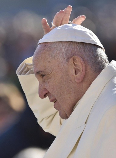 Papież: Ludzie, których małżeństwa się rozpadły, nie są obcy w Kościele