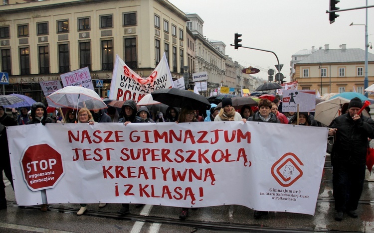 Manifestacja nauczycieli