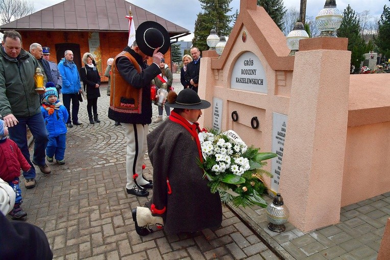 To on postawił krzyż na Giewoncie