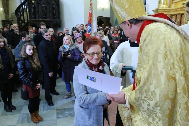 Medale od biskupa tarnowskiego