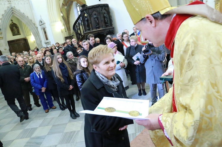 Medale od biskupa tarnowskiego