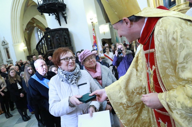 Medale od biskupa tarnowskiego