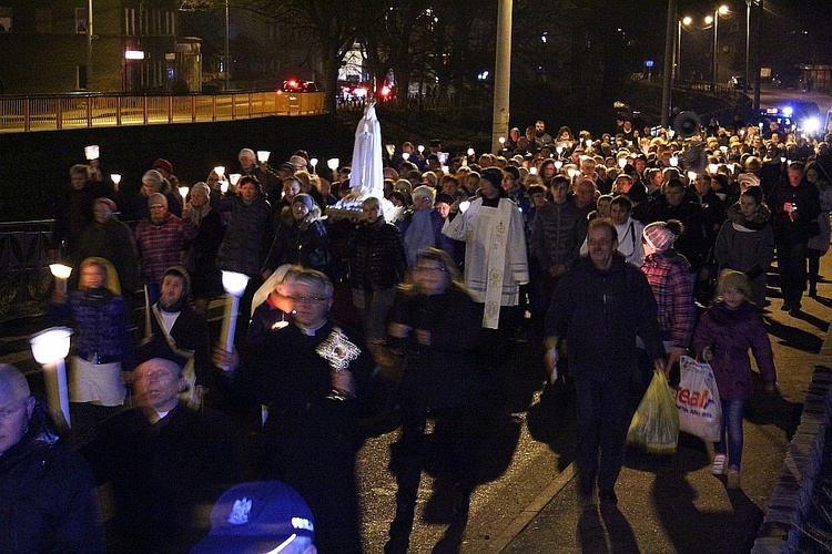 Głuszyca. Procesja ulicami miasta