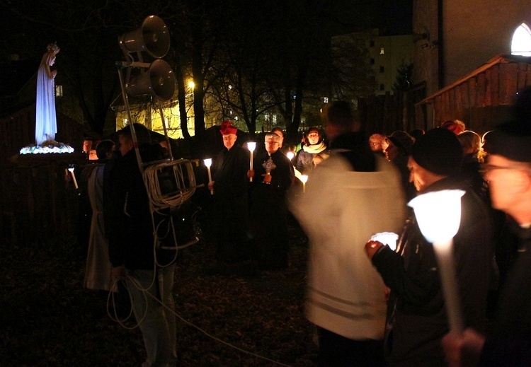 Głuszyca. Procesja ulicami miasta