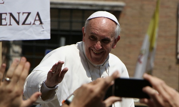 Franciszek: To izolacja nam szkodzi, a nie otwarcie