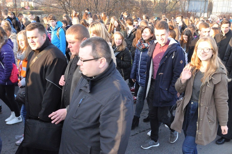 Synaj w Nowym Sączu - procesja