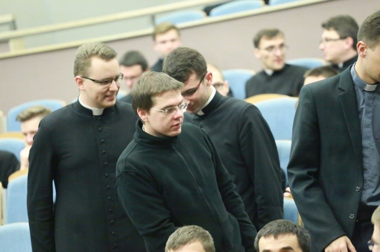 Ecclesia semper renovanda