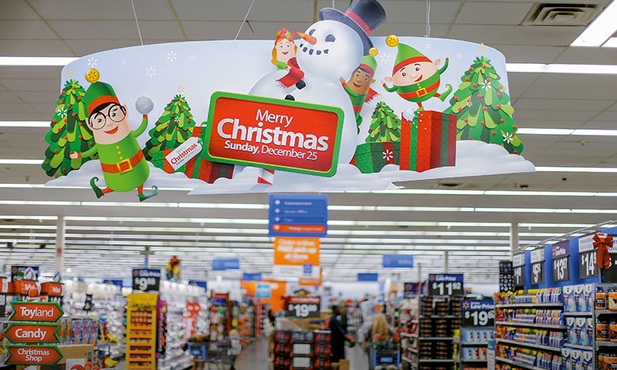 Świąteczna dekoracja w supermarkecie jednej z wielkich sieci handlowych. 22.11.2016  Marietta. USA