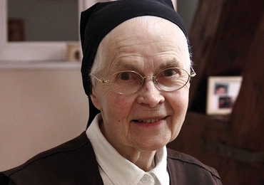 Siostra Jadwiga nie ma wątpliwości, że ludzie wyjeżdżają z Notre-Dame du Laus odmienieni.