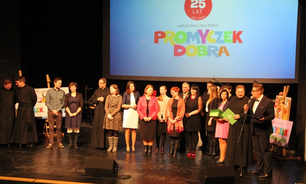 Promyczków przybywa