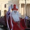 Św. Mikołaj poprowadzi orszak jadąc specjalną karetą