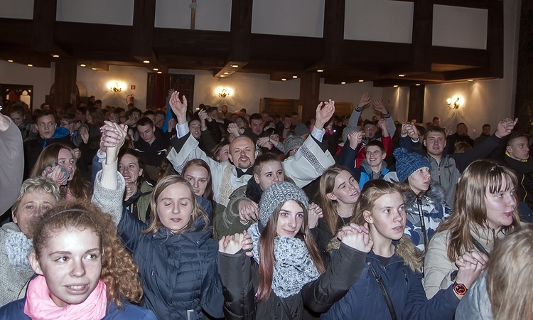 Adwentowe Czuwanie Młodych w Złocieńcu. 