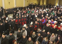 Pogrzeb jednej z ofiar wstrząsu w ZG Rudna