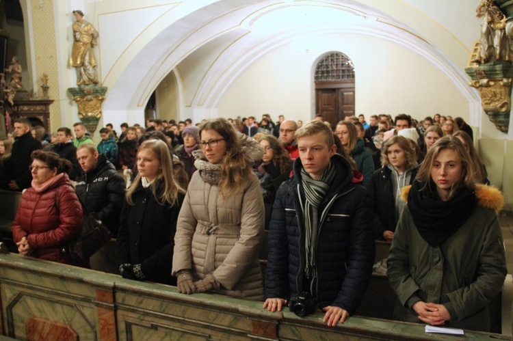 Adwentowy Wieczór Młodych w Grodowcu