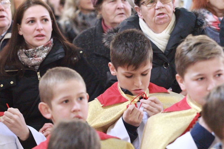 Nowi ministranci w Zbylitowskiej Górze