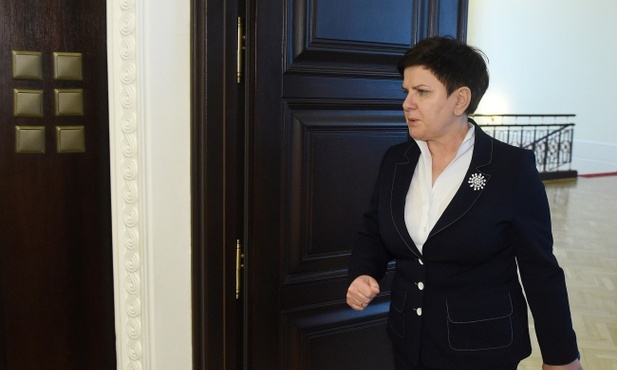 Szydło spotka się z nuncjuszem apostolskim w Polsce