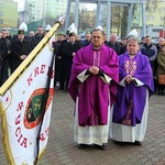 Pogrzeb ofiar wstrząsu w kopalni "Rudna"