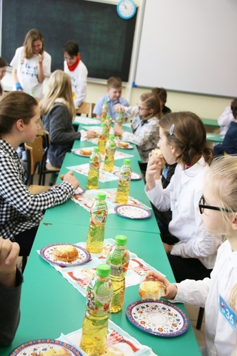 Konkurs o św. Teresie z Kalkuty