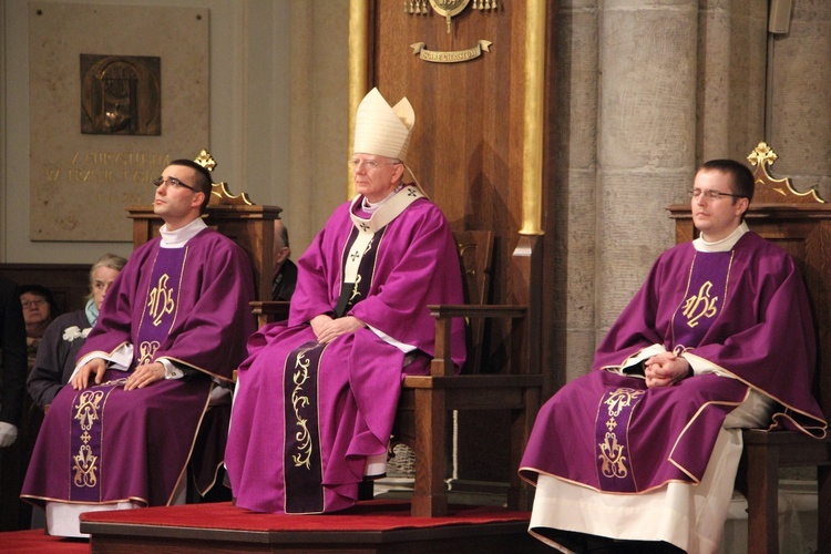 Abp Marek Jędraszewski w archikatedrze łódzkiej