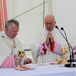 Abp Marek Jędraszewski w Suserzu